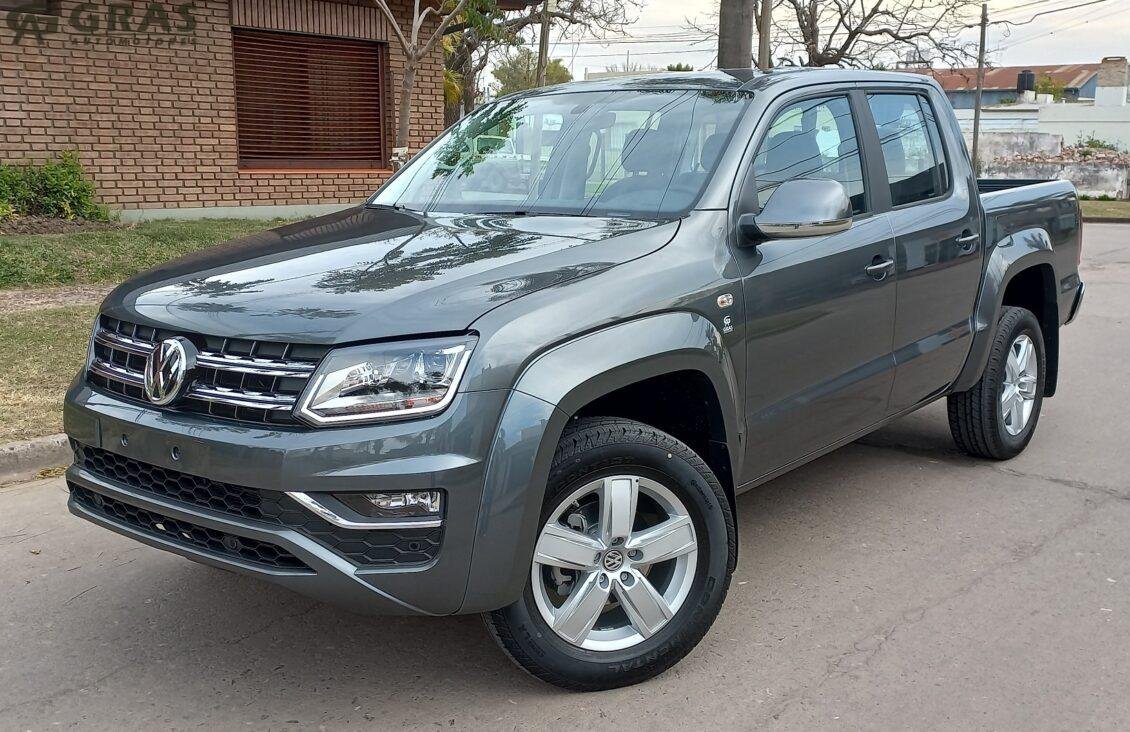 Vw Amarok Highline X At Cv Km Autos Usados Santa Fe Gras