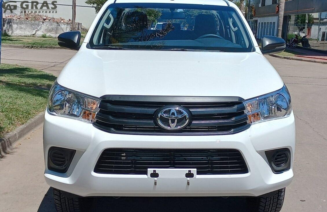 Toyota Hilux Tdi Dx Dc X Mt L Km Autos Usados Santa Fe