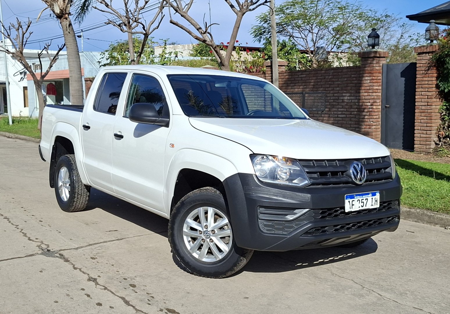 VOLKSWAGEN AMAROK 2.0 TDi 140cv TRENDLINE DC 4x2 6MT L/17