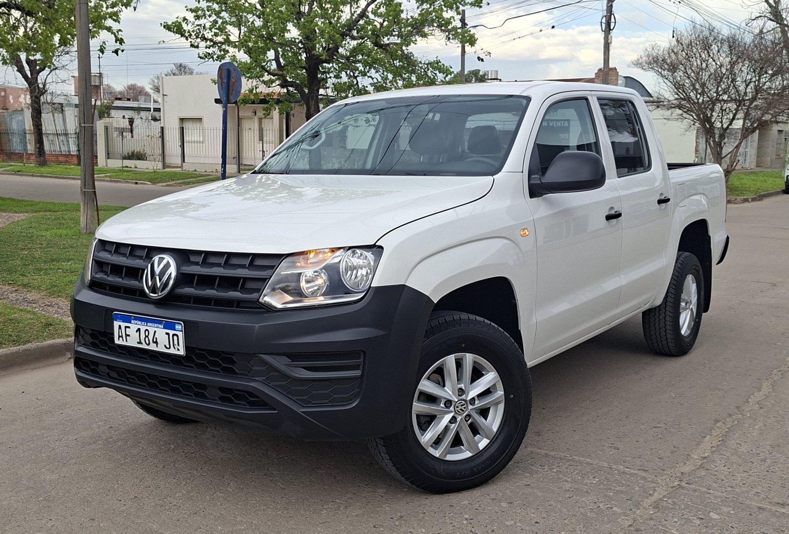 VOLKSWAGEN AMAROK 2.0 TDi 140cv TRENDLINE DC 4x2 6MT L/17