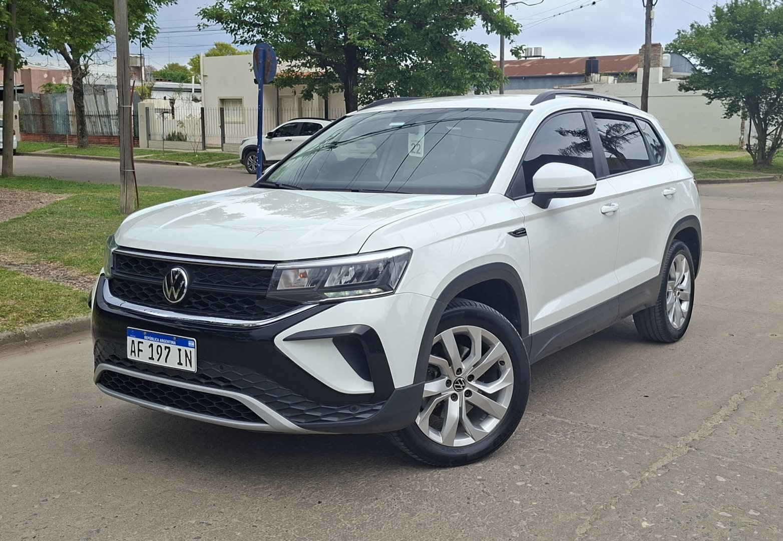 VOLKSWAGEN TAOS 1.4T 250 TSi COMFORT AUT.