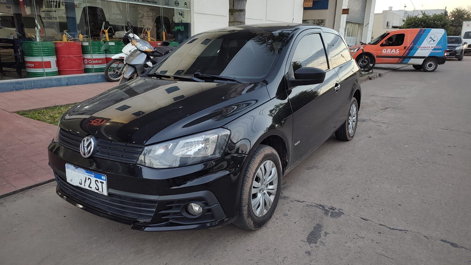 VOLKSWAGEN GOL TREND 1.6 3p. MT L/17