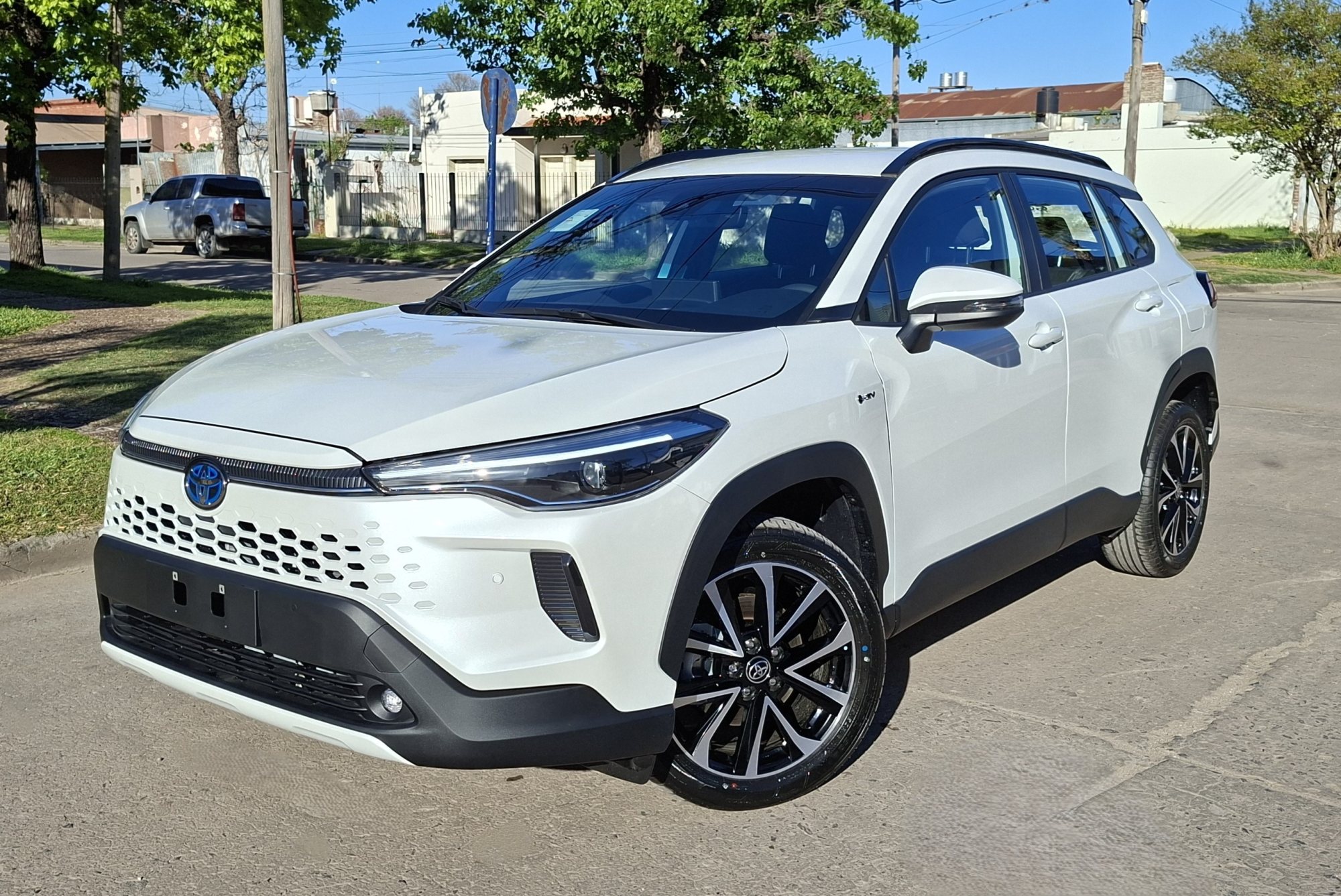 TOYOTA COROLLA CROSS 1.8 XEi CVT HEV OKM