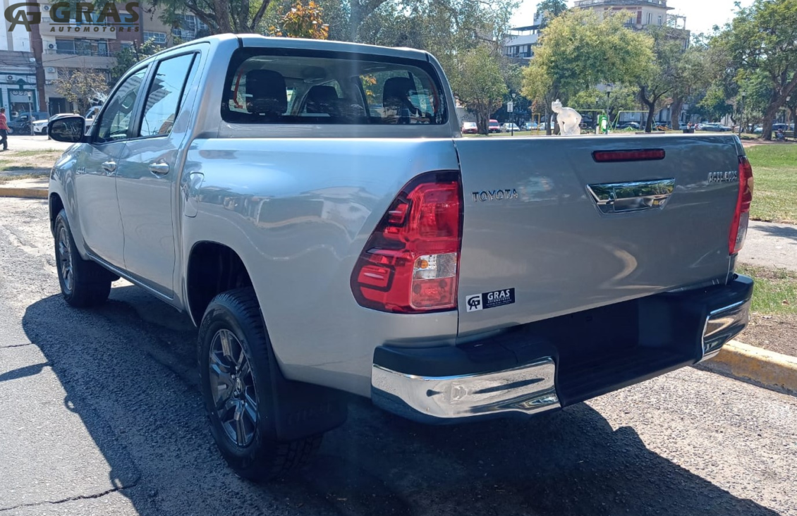 Toyota Hilux Sr X At Km Autos Usados Santa Fe Gras Automotores