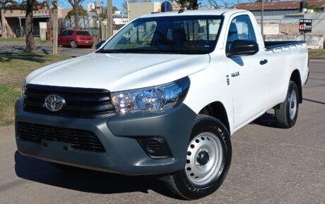 TOYOTA HILUX 2.4 TDi DX CS 4X2 6MT 0KM