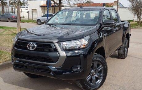 TOYOTA HILUX 2.8 TDi SR DC 4X4 MT6 0KM FINANCIADA