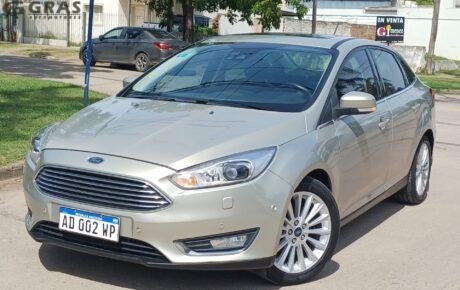 FORD FOCUS 2.0 TITANIUM POWERSHIFT 4p. L/16 2018