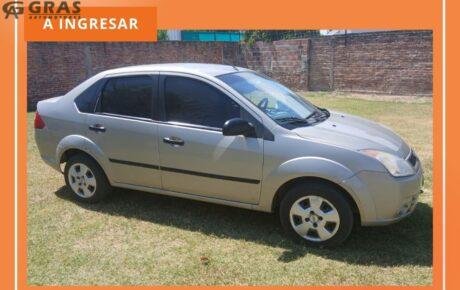 FORD FIESTA MAX 1.6 AMB. PLUS MP3 2009