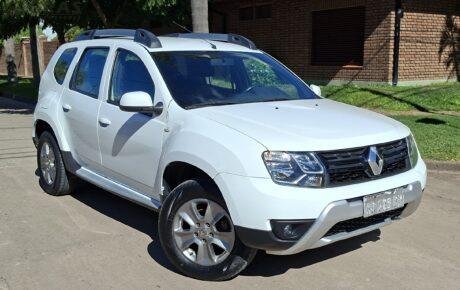 RENAULT DUSTER 2.0 PH2 PRIVILEGE 4×4 6MT 2017