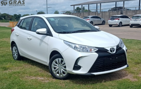 TOYOTA YARIS 1.5 XS CVT 5p. L/22 0KM