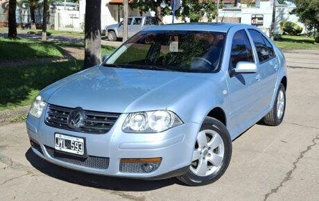 VW BORA 2.0 TRENDLINE M/T 2011