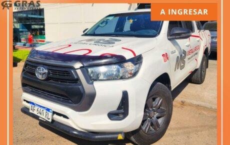 TOYOTA HILUX 2.4 TDi SR DC 4×2 6MT L/22 2022