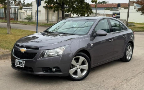 CHEVROLET CRUZE 1.8 LTZ 4p. MT 2013