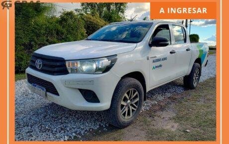 TOYOTA HILUX 2.4 TDi DX DC 4×2 6MT L/16 2017