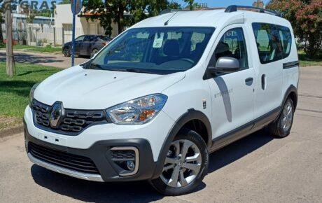 RENAULT KANGOO STEPWAY 1.6 NAFTA OKM