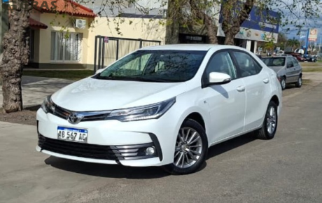 TOYOTA COROLLA 1.8 XEi CVT L/17 2017
