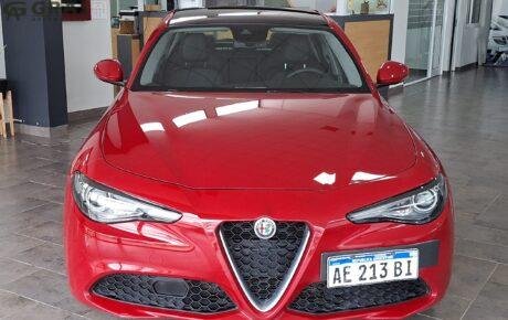 ALFA ROMEO GIULIA 2.0T DISTINCTIVE RWD AT8 2020