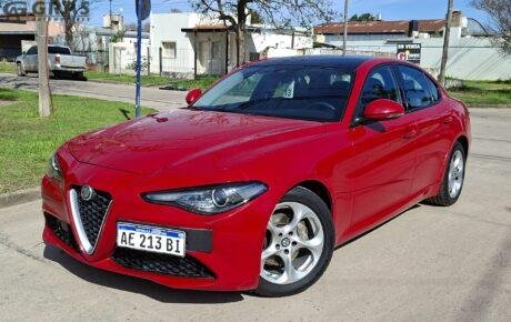 ALFA ROMEO GIULIA 2.0T DISTINCTIVE RWD AT8 2020